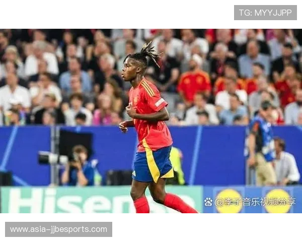 不爱说话却在绿茵场上闪耀的足球明星们解析