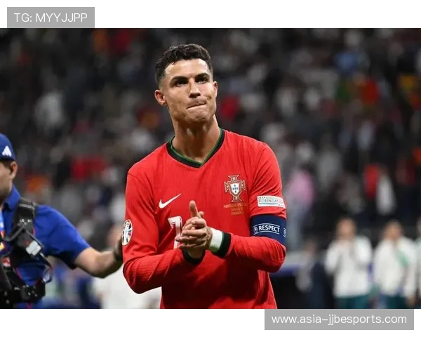 现役世界足球前十球星实力分析及未来发展潜力解读