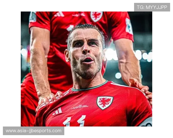 足球传奇始于他：第一位改变足球历史的伟大球星传奇之路